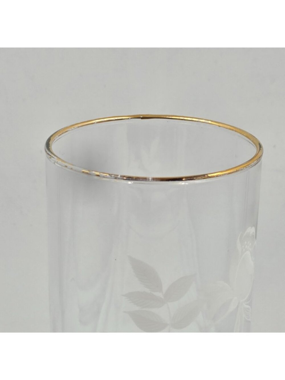 Etched Rose Floral Design with Gold Rim Set of 4 Tall Drink Glass - Picture 4 of 5